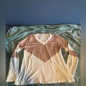 NWOT SHEIN top. White and brown. Size 3XL.